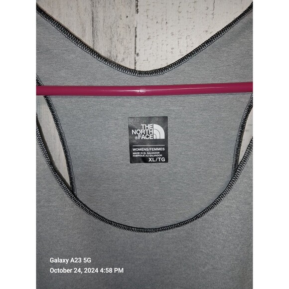 The North Face Womans Grey Sleeveless Tank Top Work for It XL - Picture 3 of 5